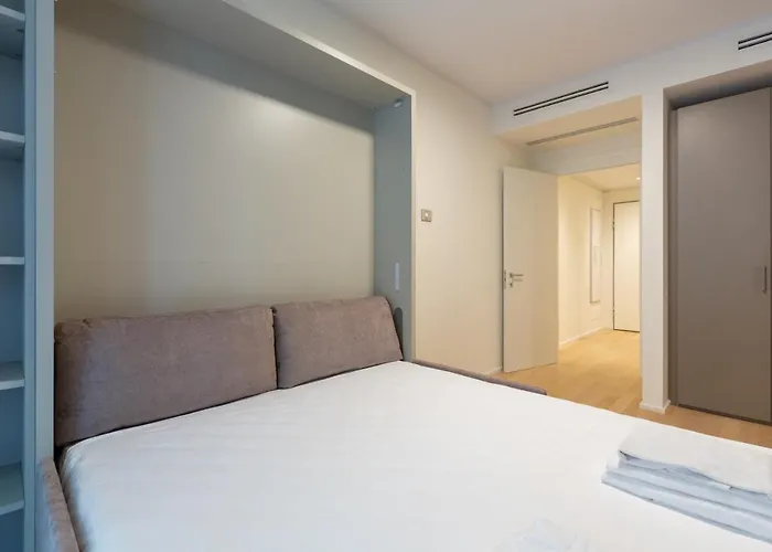 Easytopstay - Cozy Flat With Parking Appartamento Milano