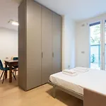 Easytopstay - Cozy Flat With Parking *