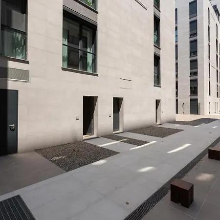 Easytopstay - Cozy Flat With Parking Appartement Milan