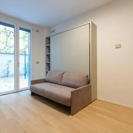 Easytopstay - Cozy Flat With Parking Milan